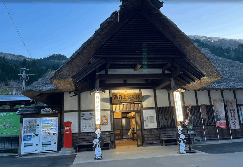 湯野上温泉駅　バイク