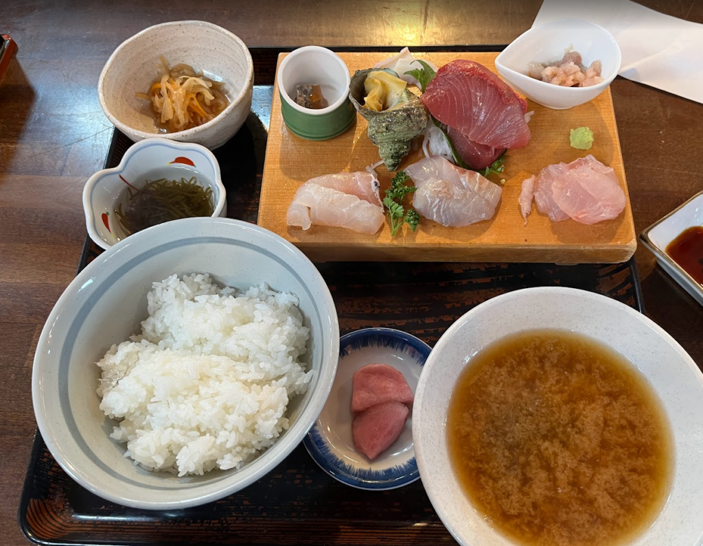 道の駅　あつみ　昼食